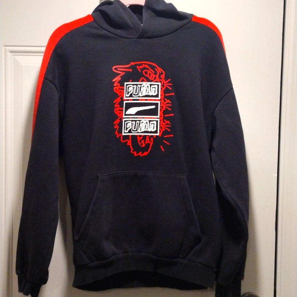 Puma pullover hoodie medium